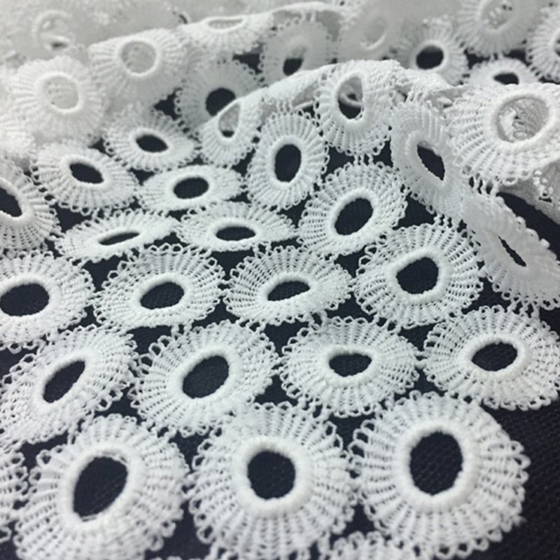 Lace Trim Polyester Warp Knit Lace Fabric for Apparel Wholesale Suppli 4